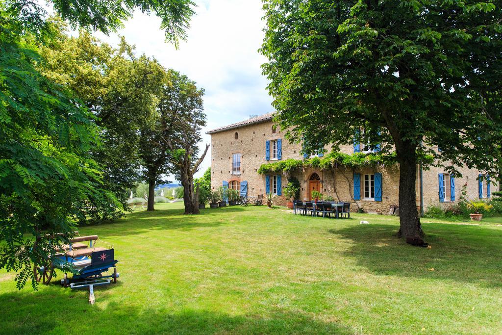 Au Mas Des Calmettes Bed & Breakfast Parisot  Екстериор снимка